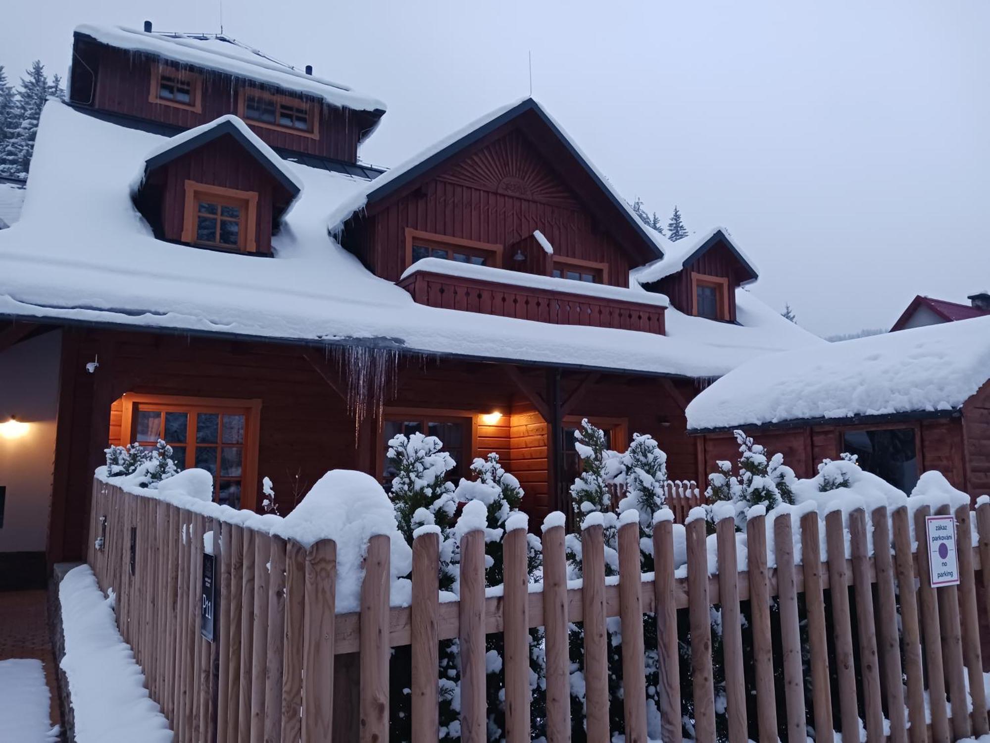 Apartman Jezerne Velké Karlovice 外观 照片