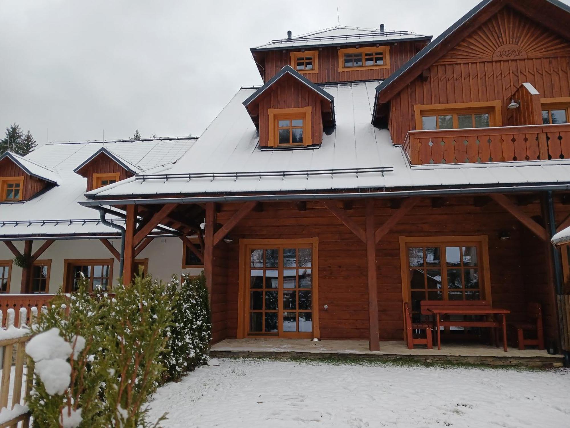 Apartman Jezerne Velké Karlovice 外观 照片
